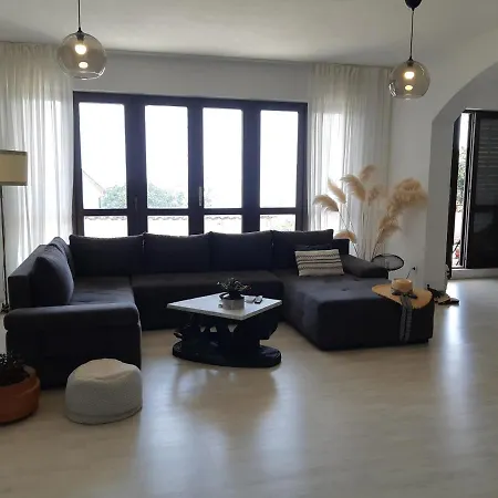 Libertas Terrace, Seaview, Parking Apartment Lovran